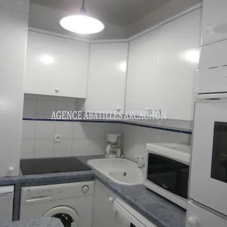 Jolie T2 A - Parking, Wifi, Proche - Fr-1-374-3 *