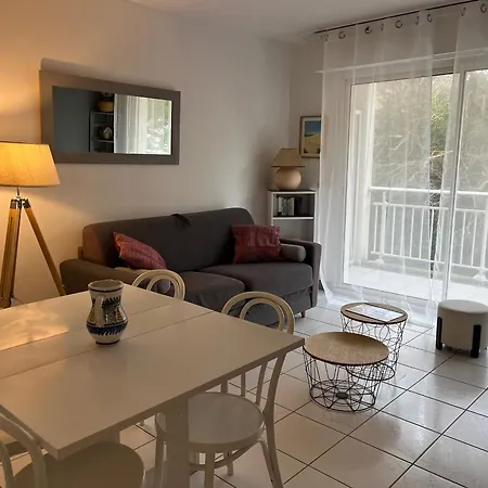 شقة Jolie T2 A - Parking, Wifi, Proche - Fr-1-374-3 *